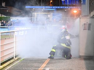 Pro D2 - Un départ de feu a menacé et interrompu temporairement la rencontre entre Colomiers et Brive
