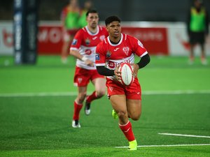 Pro D2 - "Il voulait rejouer au rugby" : Joe Jonas, le "soleil" du Biarritz olympique