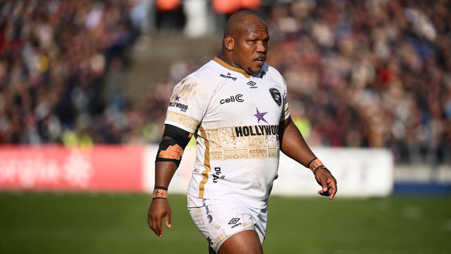 Ο Mbonambi επεκτείνεται με τους Sharks μέχρι το 2028