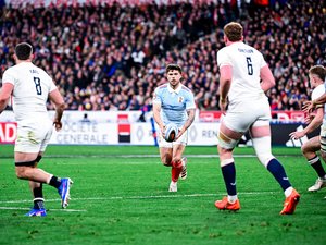 France - Angleterre. Matthieu Jalibert revient sur la dernière action : "Je donne le ballon à Thomas Ramos, et je le vois qui rigole..."