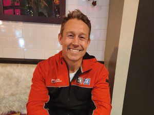 XV de France - "La concurrence entre Jalibert et Ntamack est à la fois un cadeau du ciel et une malédiction", assure Jonny Wilkinson