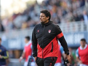 Joueurs de Lyon et Bordeaux-Bègles en action lors d'un match de Top 14