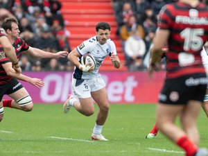 Joueurs de Montpellier célébrant leur victoire contre Toulouse en Top 14