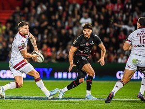 XV de France. Dossier Jalibert ou Ntamack à l'ouverture du XV de France : 12 entraîneurs du Top 14 donnent leurs choix