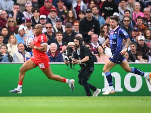 Champions Cup - Vidéo. Jeu de main, jeu de Toulousains... Revivez le magnifique essai de Teddy Thomas juste avant la pause