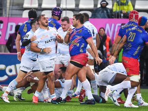 Dossier. "On se regarde en chiens de faïence, la séquence se prête bien aux échanges d'amabilités", la mêlée, lieu unique de chambrage pour les premières lignes