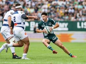 Top 14 - Malmené au Hameau, Pau parvient à se défaire de Castres et conserve sa deuxième place