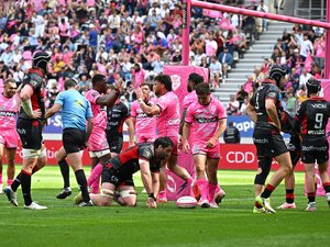 Top 14 - Le Stade français se bonifie face à Lyon lors de la 23e journée de championnat et s'accroche à Pau et Montpellier pour la deuxième place
