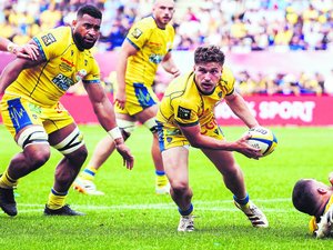 Entretien exclusif. "La Nouvelle-Zélande ? Je l'ai très mal vécue. J'étais très énervé, tout le temps" : le XV de France, la phase finale avec Clermont... Baptiste Jauneau se livre