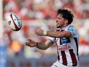 Top 14 - En cas d'absence de Matthieu Jalibert, quelles solutions à l’ouverture pour l’UBB ?