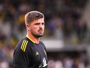 Top 14 - "On s’est tué sur leur défense", plaide Gregory Alldritt après la défaite rochelaise en barrages face au Stade français