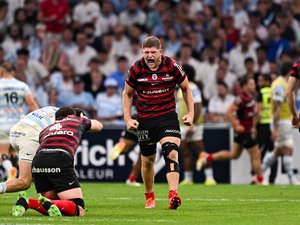 Demi-finale Top 14 - Les notes de Toulouse contre le Racing 92 : Antoine Dupont et Jack Willis indécents, Romain Ntamack et Emmanuel Meafou colossaux