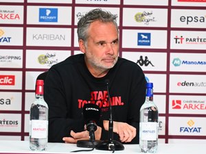 Finale Top 14 - "La semaine dernière, certains nous présentaient comme un groupe dispersé, sans cohésion", rappelle Ugo Mola avant d’affronter Montpellier