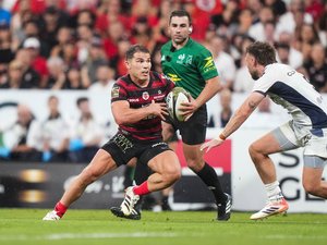 Finale Top 14 - Technique. Du jeu dans le dos, des sorties de balle explosives : l’essai d’Antoine Dupont, une ode au rugby moderne