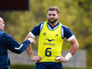 XV de France - "On aura tiré les leçons de l’an dernier", assure Pierre Bochaton, troisième ligne des Bleus