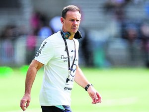 Top 14 - "Trouver l’équilibre entre le rugby et construire une équipe" : Gerard Fraser, le manager de Bayonne, donne les clés d'une préparation réussie