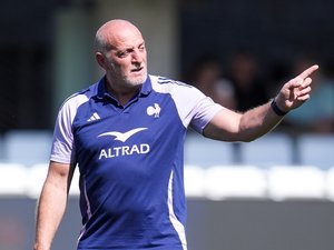 Championnat des Nations. "Ils sont tous bluffants, et on en prend presque l’habitude" : Patrick Arlettaz (XV de France) évoque la richesse de talents chez les trois-quarts français