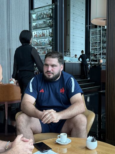 Régis Montagne nous a reçus dans le Conrad Hotel.