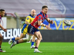 Top 14 - Les pépites de Pro D2 dans l'Élite : "Il peut devenir un joueur cohérent, voire dominant en première division" : Taylor Gontineac à l'assaut du Top 14 avec le Castres olympique