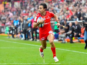 Top 14 - "Il y a encore une saison historique à aller chercher", lance Ange Capuozzo (Stade toulousain)