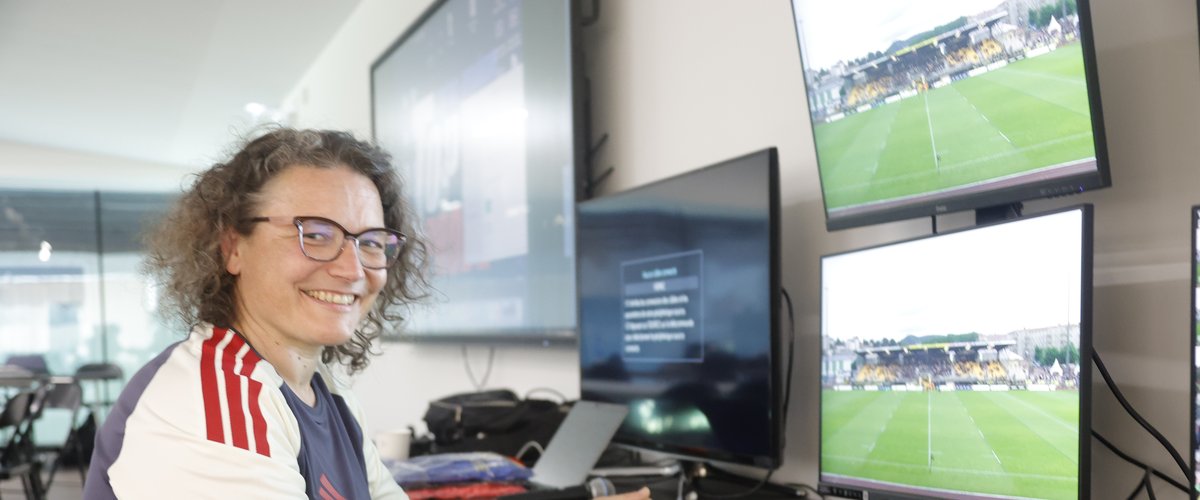 Portrait. Joueuse et arbitre d'Elite 1, et désormais arbitre vidéo de haut niveau : Nathalie Millet, la brillante touche-à-tout