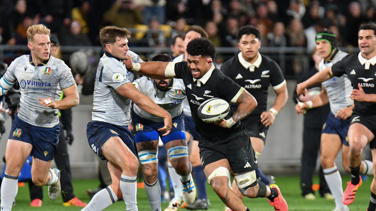Transferts. Ardie Savea ou Will Jordan bientôt libres.. pour rejoindre le Top 14 ?