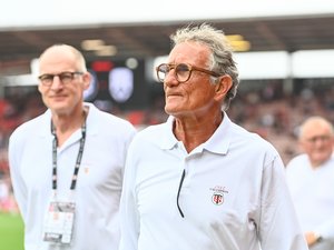 Top 14 - "C’est dans l’ordre des choses", affirme Guy Novès après l'annonce du transfert de Thomas Ramos au Racing 92