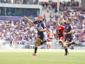 Transferts. "Jeunes talents, vrai marché" : pourquoi les clubs enrôlent les talents de plus en plus jeunes