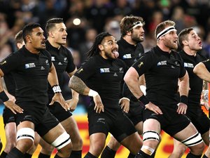 Vidéo. International. Rugby's Greatest Rivalry. La magnifique réponse de Ma'a Nonu au haka des All Blacks avec sa nouvelle équipe des Sharks