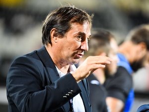 Histoire - "Je dois faire une croix sur certains souvenirs" : les confessions de Philippe Sella, légende d'Agen et du XV de France