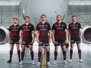 Top 14 - "Un hommage à l'héritage de l'aviation de Toulouse" : le Stade toulousain dévoile son maillot domicile pour la saison 2026-2027
