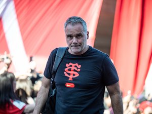 XV de France - "Je n'ai pas été sondé et je crois comprendre que Fabien Galthié n'a pas non plus décidé d'arrêter" : Ugo Mola évoque les Bleus et l'après Coupe du monde