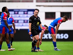 Amateurs. Insolite. Passé par l'UBB, La Rochelle et Toulouse, Zack Holmes rejoint un club de Régionale 1... en tant qu'arbitre
