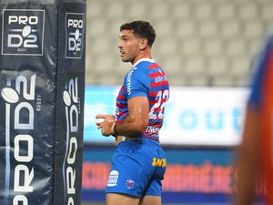 Pro D2 - "L'atmosphère reste pesante parce qu'on a les boules, clairement" : la défaite contre Agen est encore dans les têtes, avoue Julien Hériteau (Grenoble)