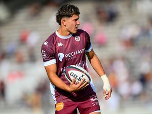 Top 14. "C'est un taiseux" : qui est Hugo Avogadro (Bordeaux-Bègles), titulaire à l'aile face au Stade Français