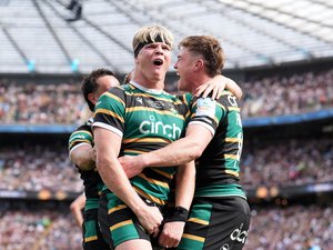 Transfert. International - Malgré les rumeurs de départ, Henry Pollock prolonge son contrat à Northampton