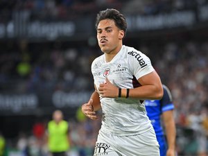 "J'ai compris que le rugby ne se résume pas qu'au week-end" : le Toulousain Kalvin Gourgues se livre sur son évolution personnelle