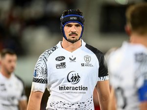 Top 14 - "Maman ne veut pas regarder le match et papa doit être comme un dingue", lance Timothé Mézou (Vannes) avant de retrouver son frère Corentin face à Toulon