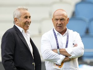 Top 14 - "On a revu des choses à sa demande car le traumatisme était profond" : avec la prolongation de Laurent Travers, l’Aviron envoie un message de stabilité…