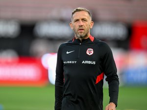 Top 14 - "Ils auront hâte de pouvoir mettre leur premier plaquage, de porter leur premier ballon", évoque David Mêlé avant la première de plusieurs jeunes