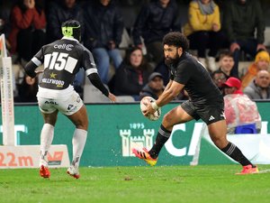 Transferts / Premiership - Rebondissement, Fehi Fineanganofo, recrue star de Newcastle, reporte sa venue !