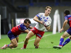 Pro D2 - Les résultats de la septième journée de Pro D2 : Aurillac enfonce Béziers à Raoul-Barrière, Provence Rugby vient à bout de Nice et reste invaincu