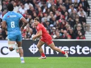 Champions Cup - "Je pense qu'on a mieux défendu à treize ou à quatorze qu'à quinze", avoue Antoine Dupont après la victoire de Toulouse contre Exeter
