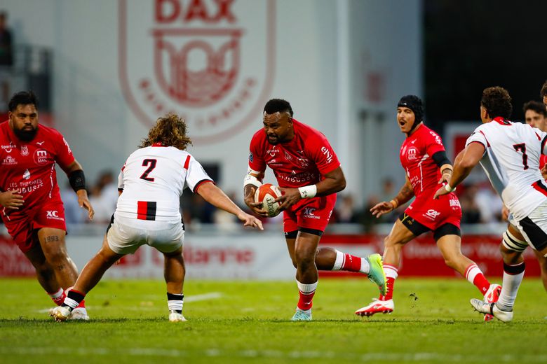 Ratu Nacika face à Nissa Rugby.