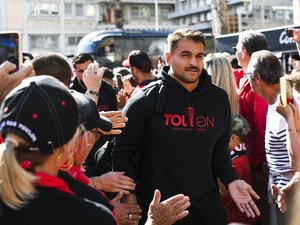 Top 14 - "On n’a pas envie que Pierre Mignoni ait fait ce geste pour rien", avoue Esteban Abadie (Toulon) avant la réception de Pau